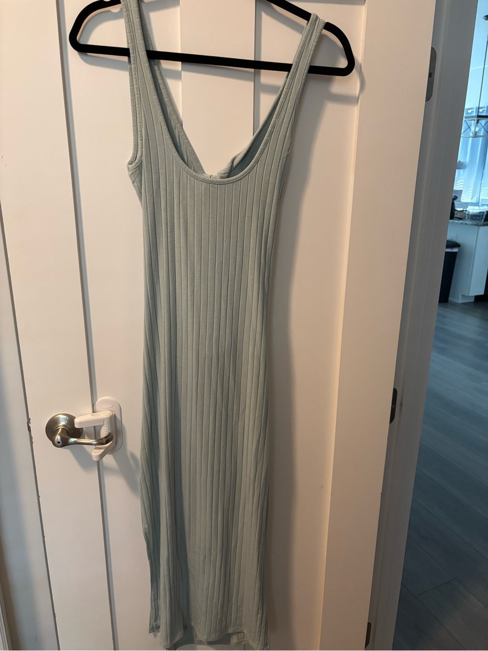 Ribbed Scoop Neck Maxi Dress in Light Sage